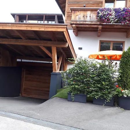 Fichtler * Sankt Johann in Tirol
