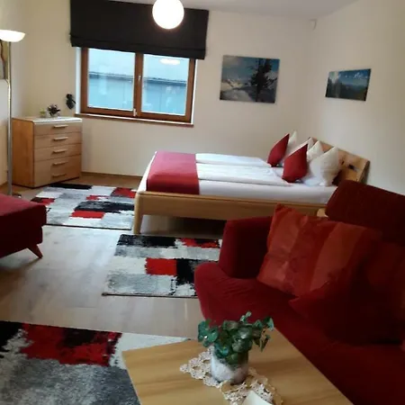 アパート Fichtler